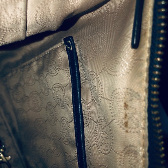 Michael Kors bag & wallet - Picture 4 of 13